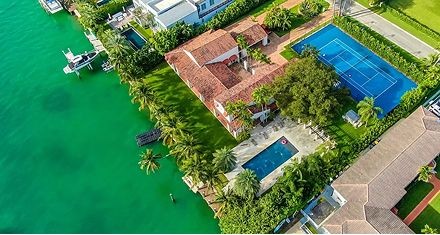 visão aérea mansão